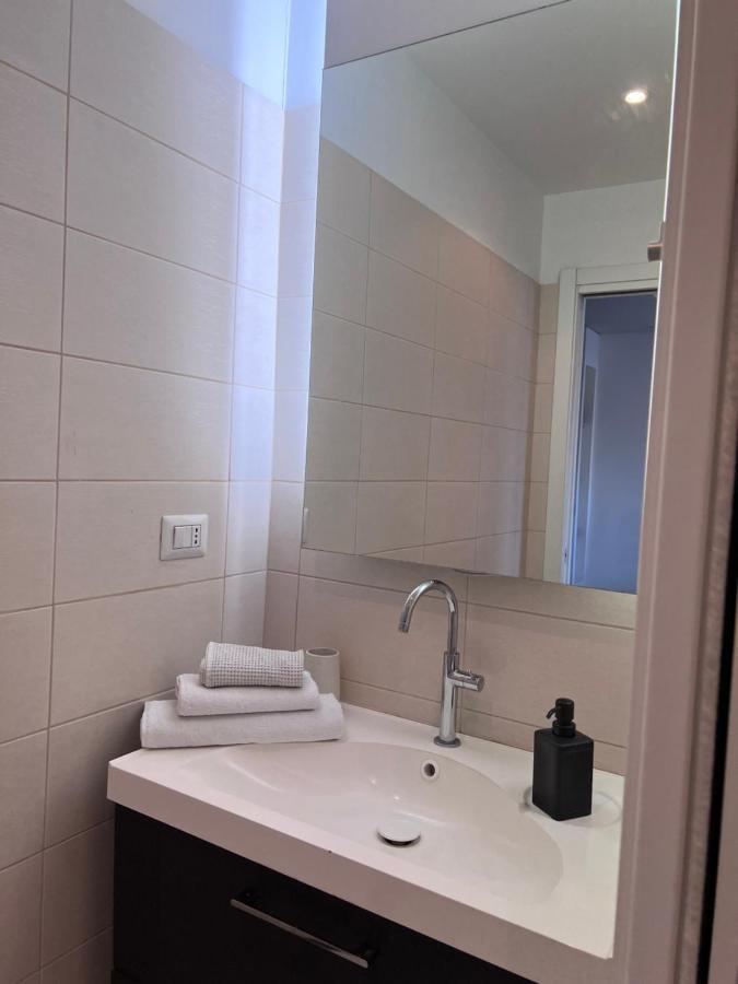 Casa Luca Apartment Milan Exterior photo